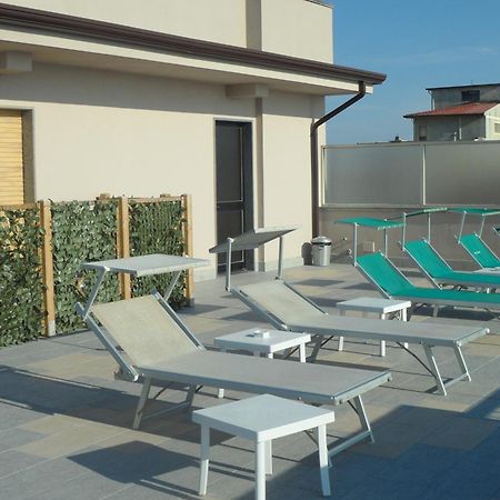 Hotel Eden Viareggio Luaran gambar