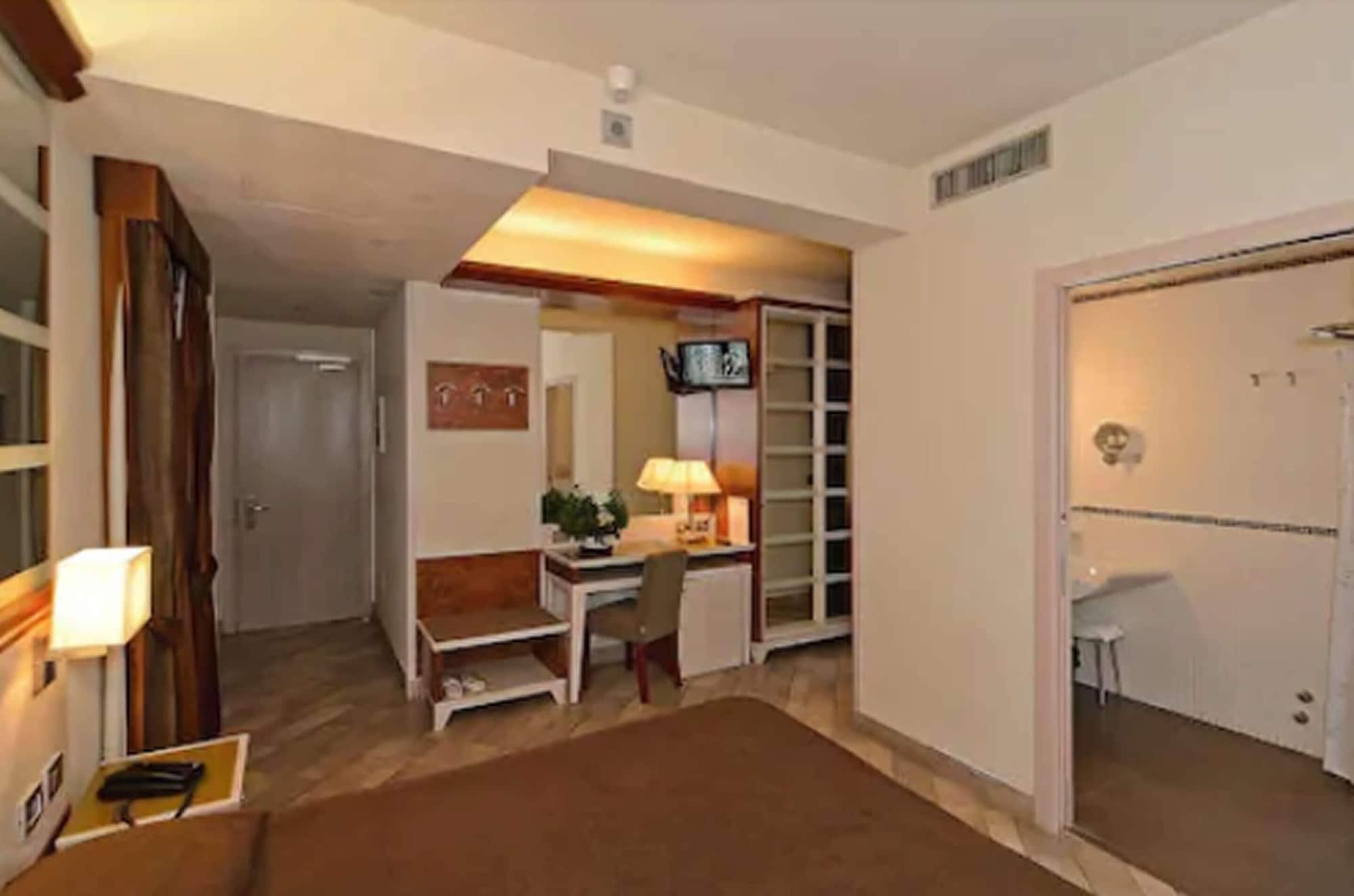 Hotel Eden Viareggio Luaran gambar