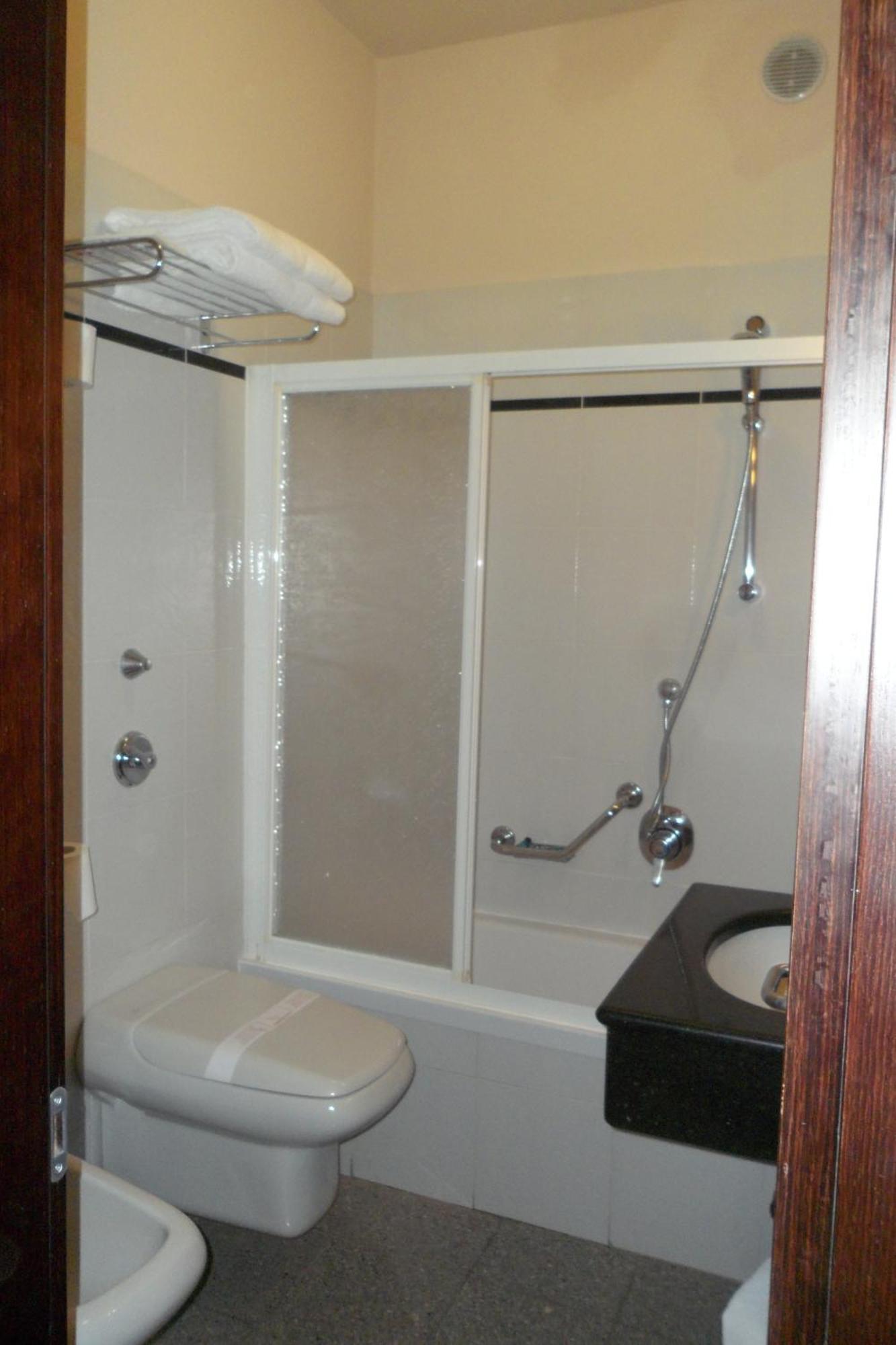 Hotel Eden Viareggio Bilik gambar