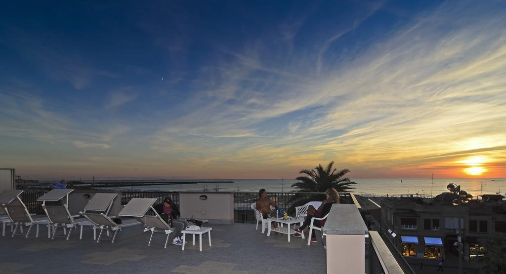 Hotel Eden Viareggio Luaran gambar