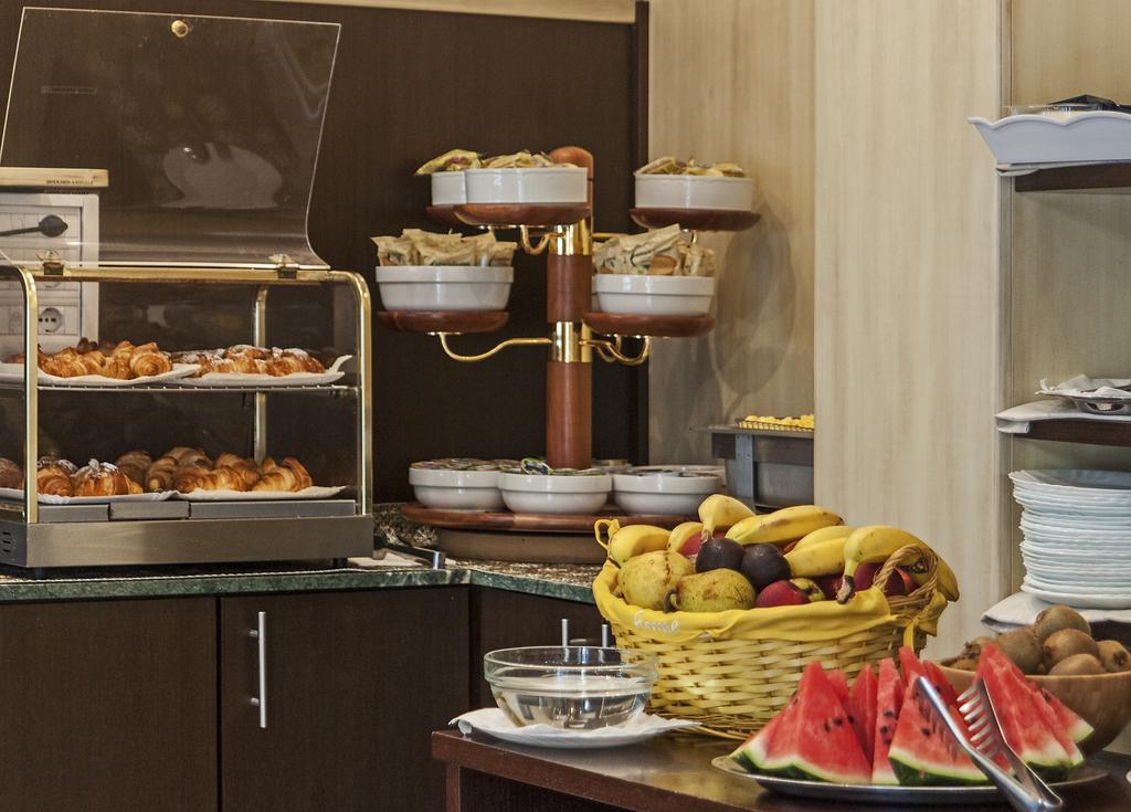 Hotel Eden Viareggio Luaran gambar