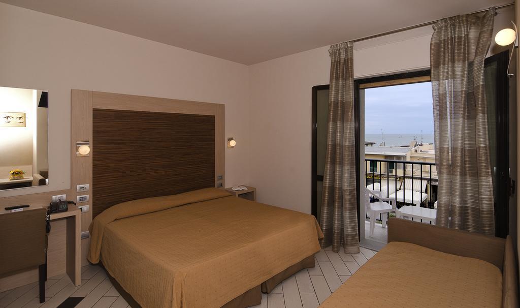 Hotel Eden Viareggio Luaran gambar